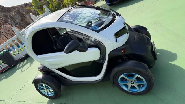 Renault Twizy 2023. 45 Life (etiqueta Cero)