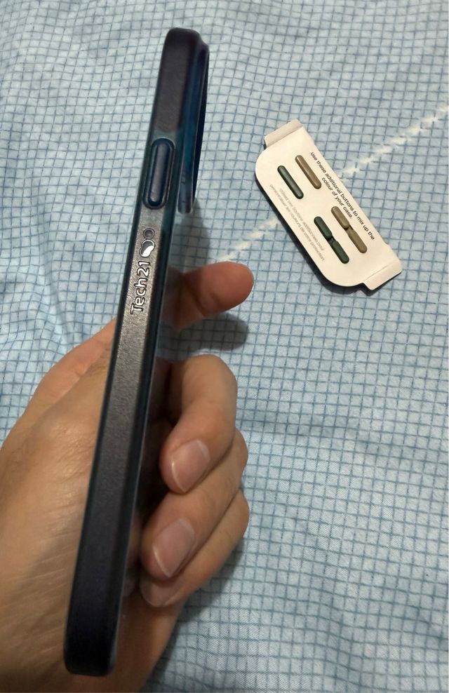 Tech21 Custodia iPhone 13 Pro Max Blu