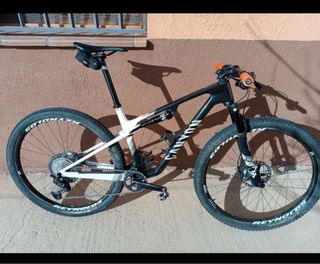 Canyon Lux World Cup CF7