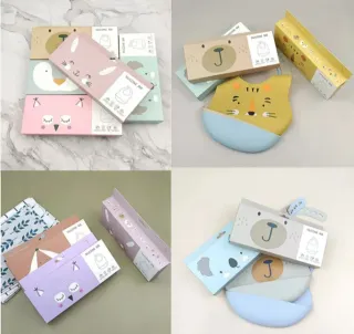 Pack babero y jarra silicona BPA free