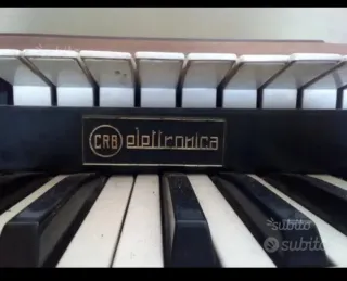 Organo Farfisa CRB Elettronico
