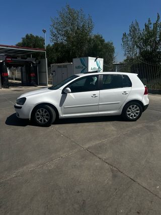 Volkswagen Golf V