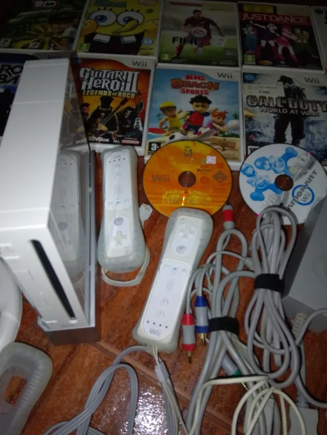 Consola Nintendo Wii +16 Juegos y Accesorios
