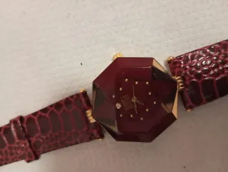 Reloj Dumont Mujer Oro y Rojo