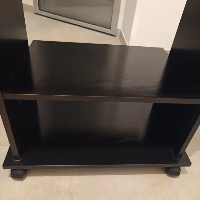 Mueble auxiliar con ruedas