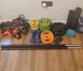 Material gimnasio: 2 barras y discos