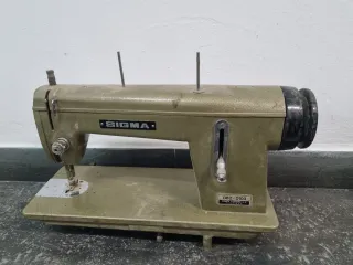 Máquina de coser antigua