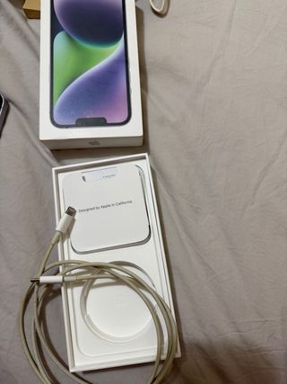 iPhone 14 Morado