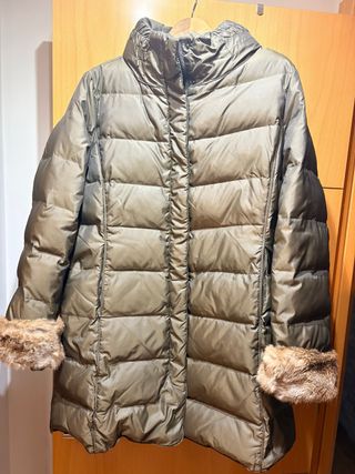 Abrigo acolchado mujer con pelo