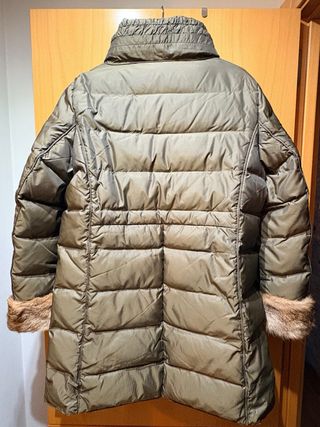 Abrigo acolchado mujer con pelo