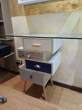 Cassettiera in vetro come nuova