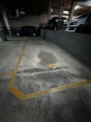 Plaza de parking en Carretera Santa Oliva