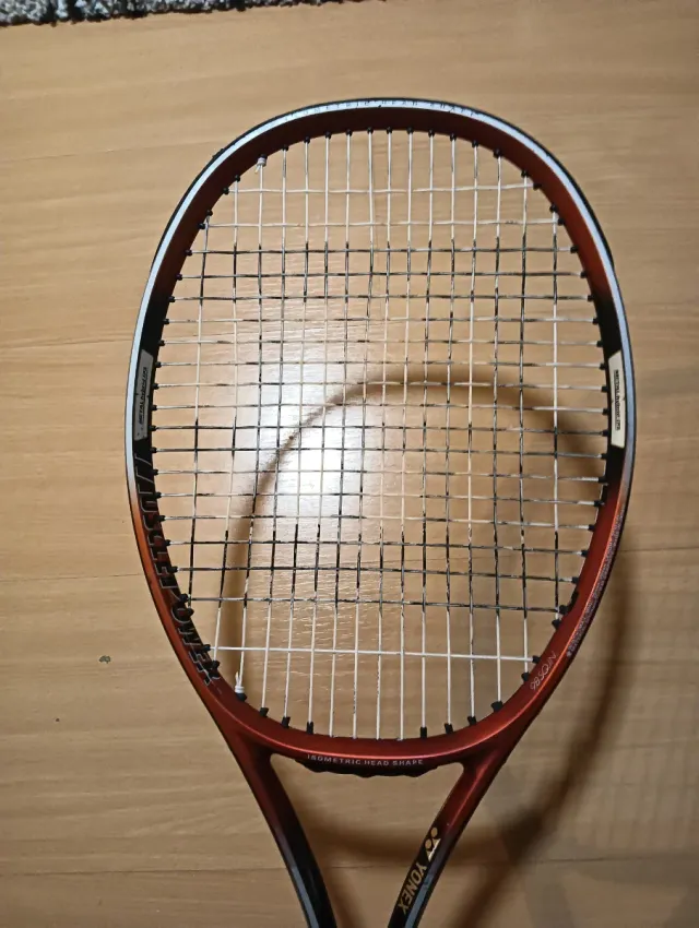 Raqueta Yonex MP Tour 1