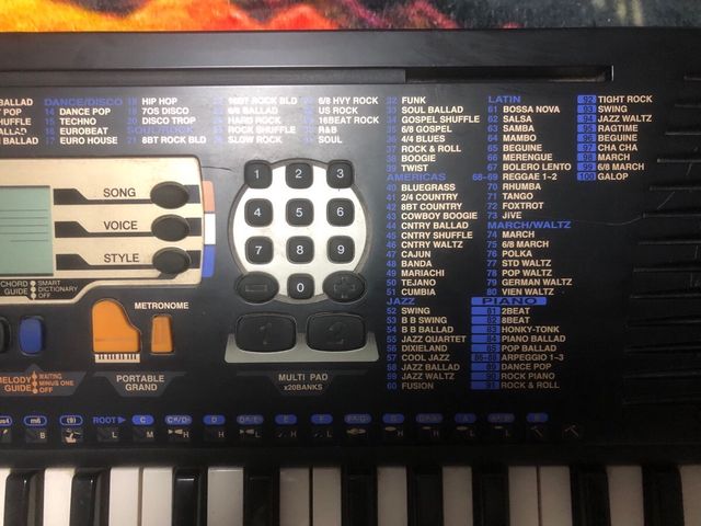 Teclado Yamaha PSR-195