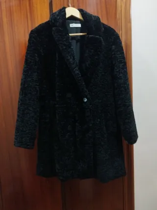 Abrigo tipo astracán talla M