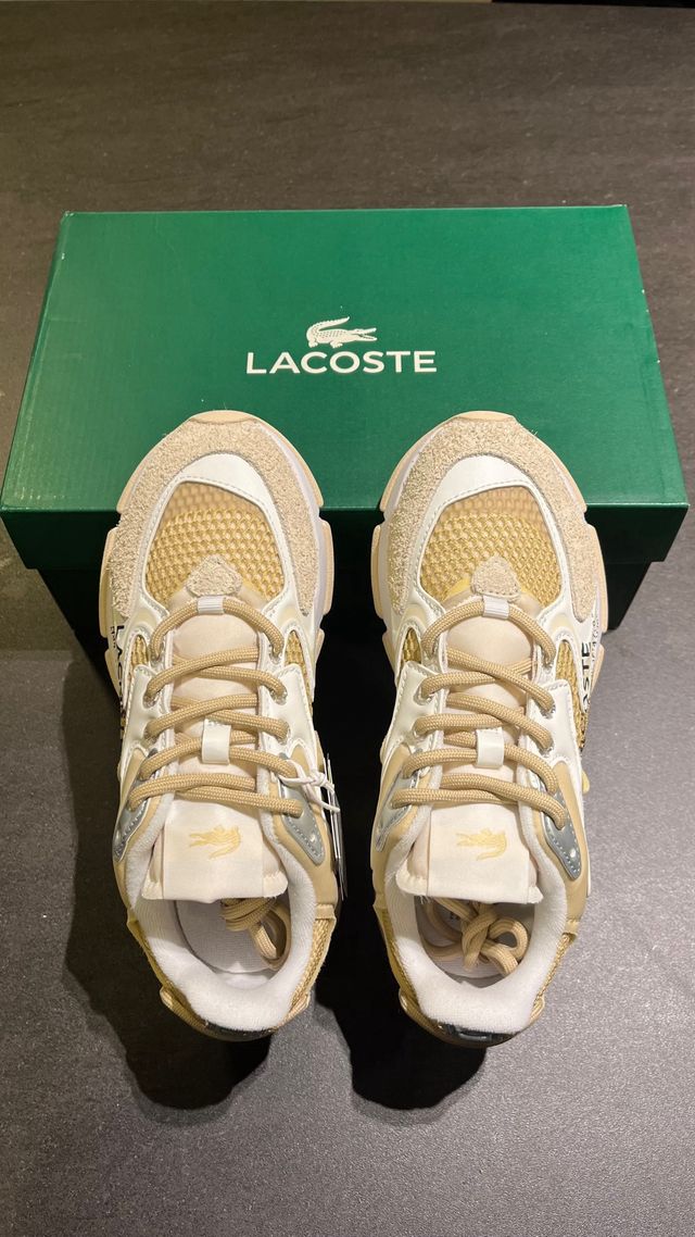 Zapatillas Lacoste Beige y Blanco