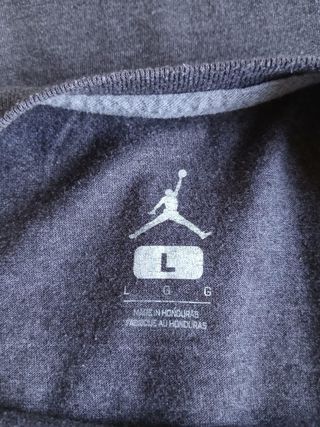 jordan tshirt size L grey