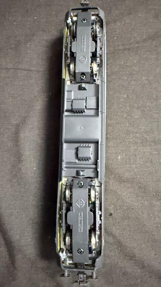 Locomotora ROCO SBB Re 460 Publicidad