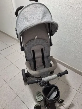Triciclo Kinderkraft - carro de paseo para niños