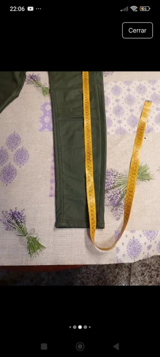 Pantalón pitillo verde