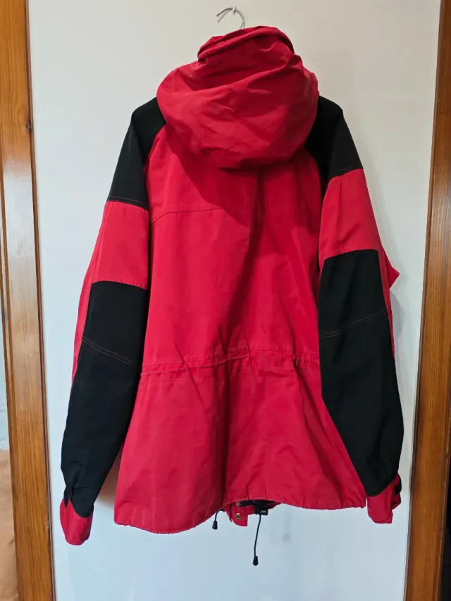 Chaqueta Impermeable Trangoworld Hombre Roja y Neg
