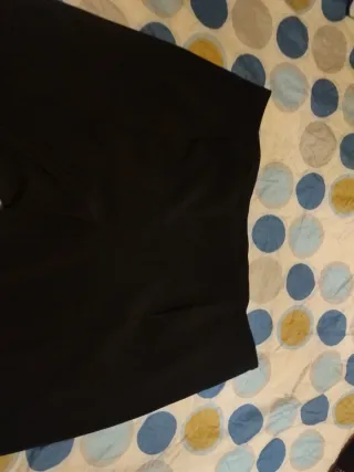 Pantalones negros chica