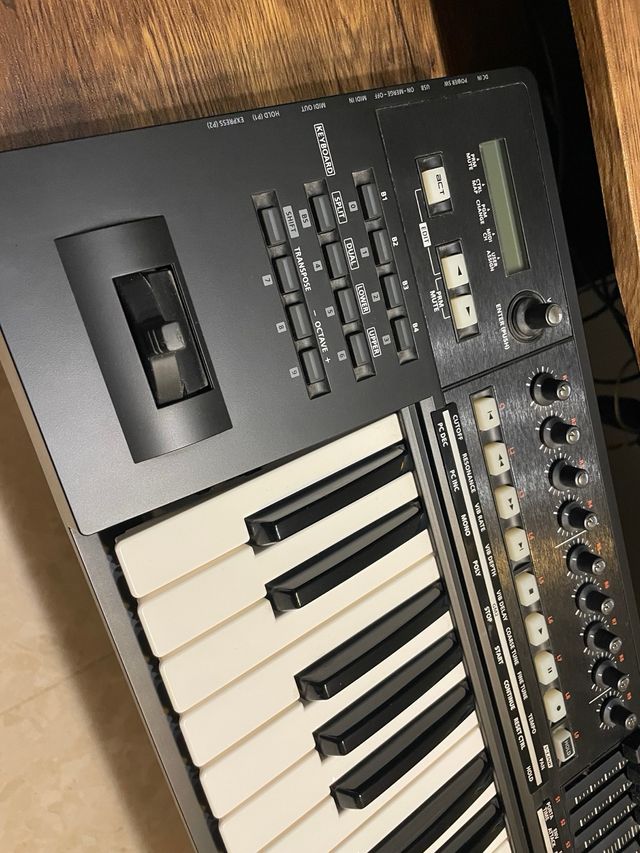 Roland A-800 PRO Controlador MIDI Teclado Maestro