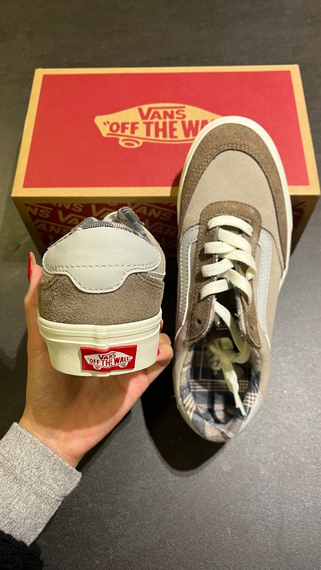 Zapatillas Vans Beige y Marrón