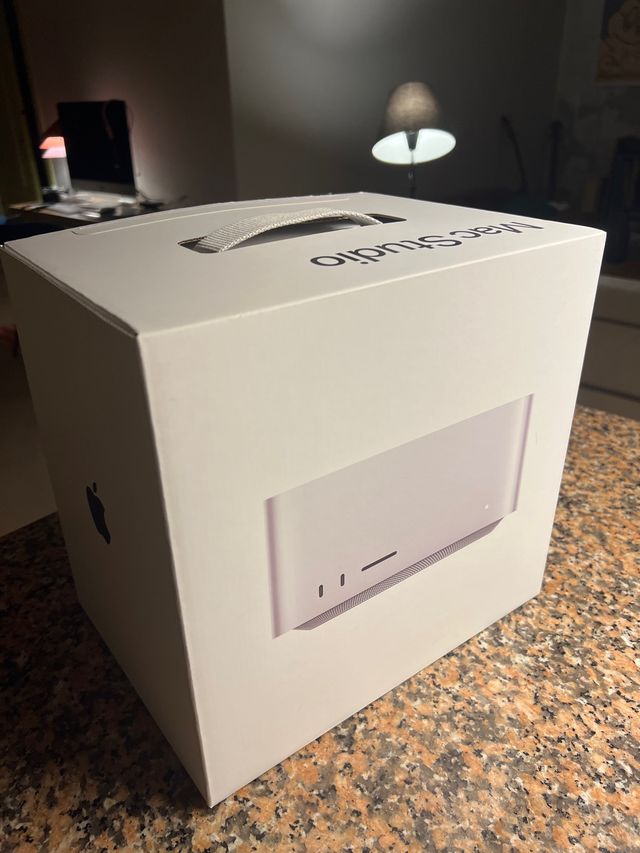 Mac Studio M2 Max – 12-core CPU / 30-core GPU