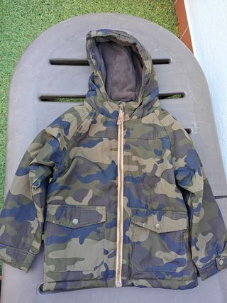 Chaqueta militar camuflaje niño de 3 a 4 años.