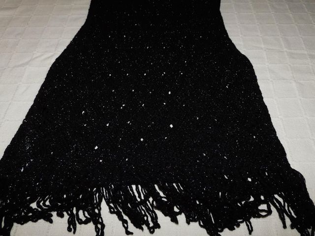 Chaleco Zara negro con flecos