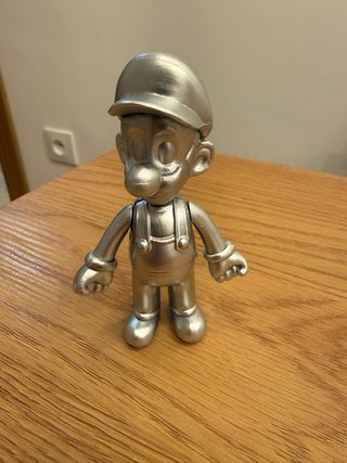 Figura Luigi Edición Limitada Nintendo