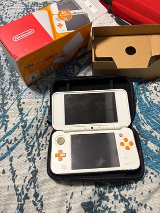 new Nintendo 2DS XL Naranja y Blanco