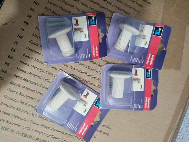 4 Colgadores de Pared Ino x Madera