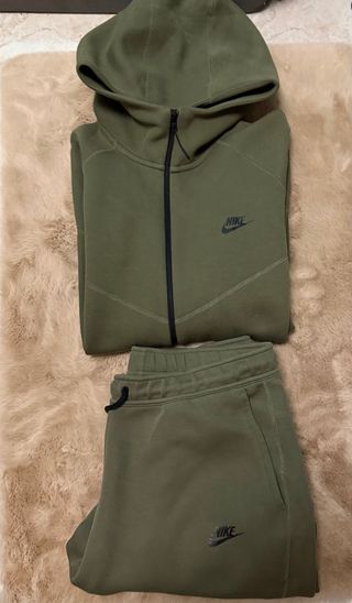 Conjunto Nike Tech Fleece Verde Talla XXL