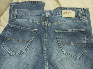 Pantalón Tommy Hilfiger Talla 34L Azul.