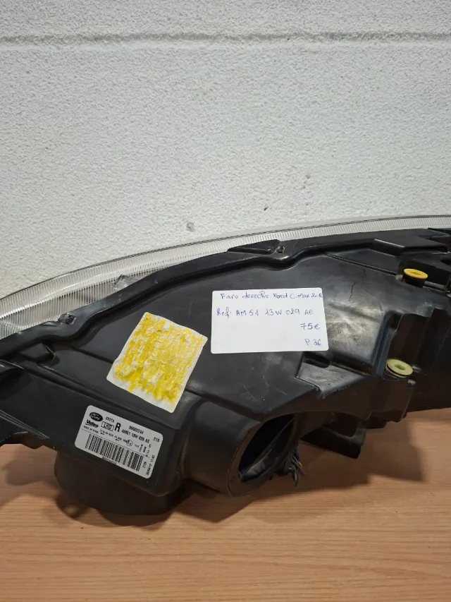 FARO DERECHO FORD C-MAX 2012