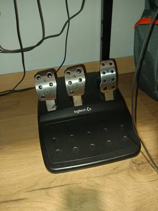 Volante Logitech G29 Driving Force PS4