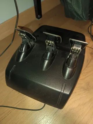 Volante Logitech G29 Driving Force PS4