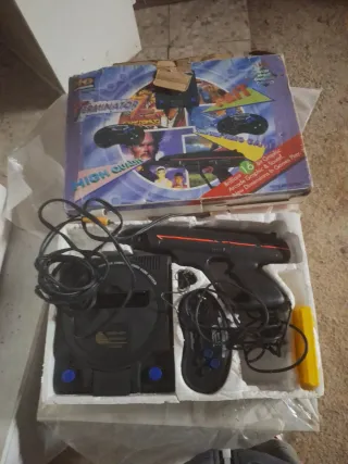 Consola Terminator 16-Bit con pistola