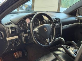 Porsche Cayenne (MAGNUM) 2005