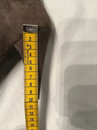 Stivali scamosciati tacco 10 tg 40