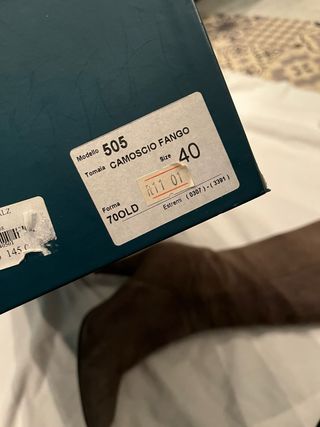 Stivali scamosciati tacco 10 tg 40