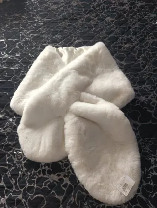 Sciarpa ecopelliccia bianca