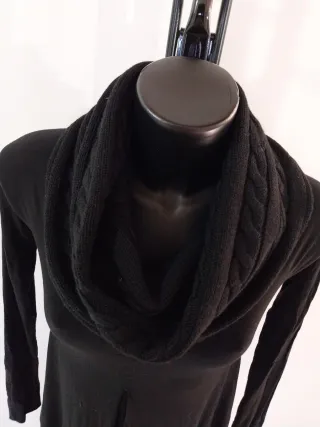 Vestito Twin-Set nero con sciarpa