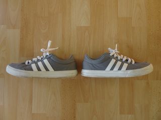 Zapatillas Adidas Grand Court 42 Gris/Blanco