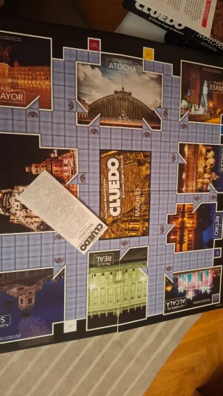 Cluedo Edición Madrid - Juego de Misterio