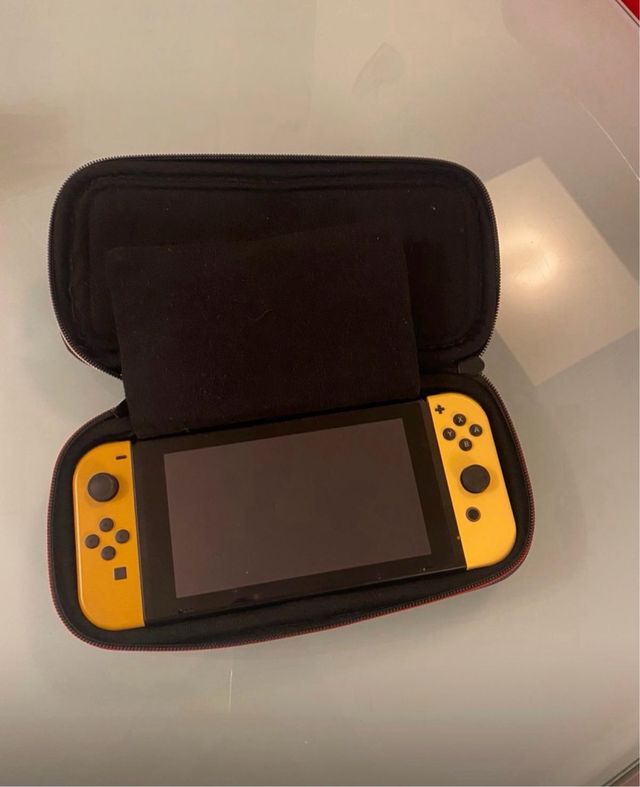 Nintendo Switch Edizione Pikachu  Eevee  Giochi  R