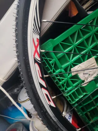 Bicicleta híbrida ligera JAVA