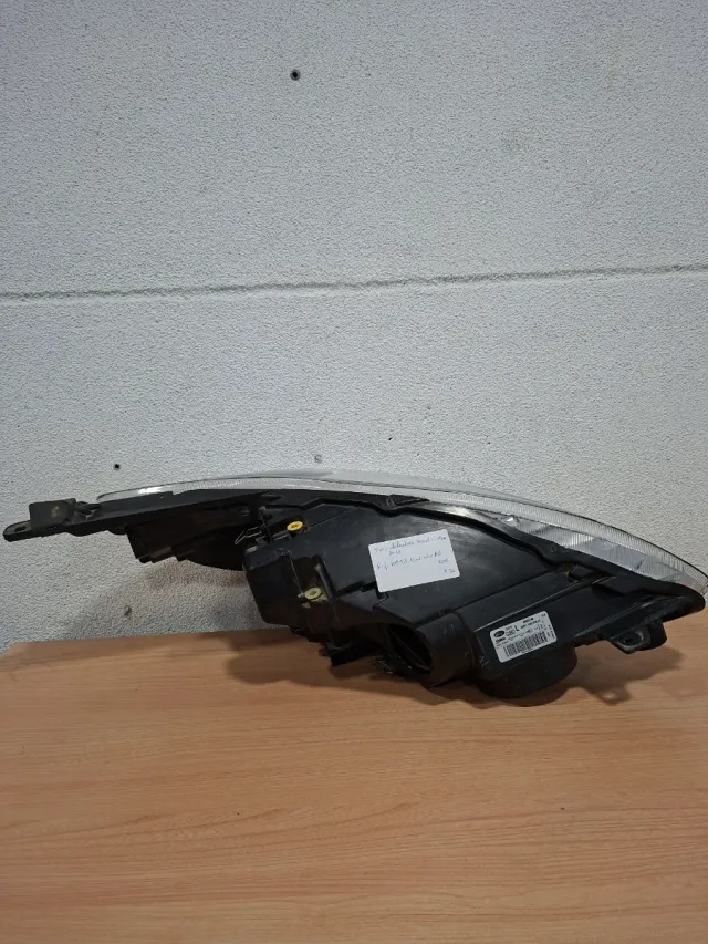 FARO DELANTERO IZQUIERDO Ford C-Max